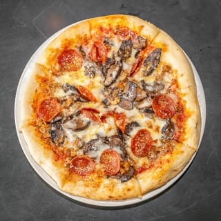 S.M.P. Pizza